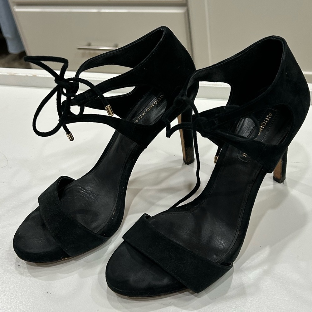 Antonio Melani leather heels. Size 7